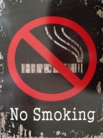 metalen_wandbord_zwart_no_smoking