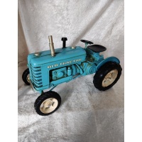 blikken_miniatuur_lichtblauwe_tractor-1