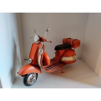 blikken_miniatuur_oranje_scooter_3