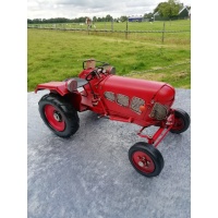tractor-rood-1